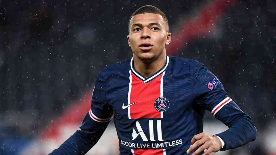 Mbappé en cancha