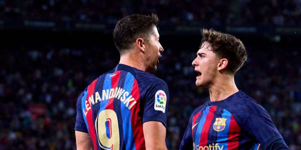 El cruce de ambos futbolistas